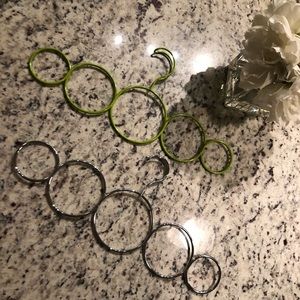 Scarf hangers pack if two